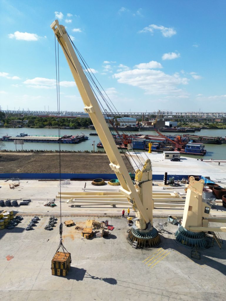 Deck Crane 2